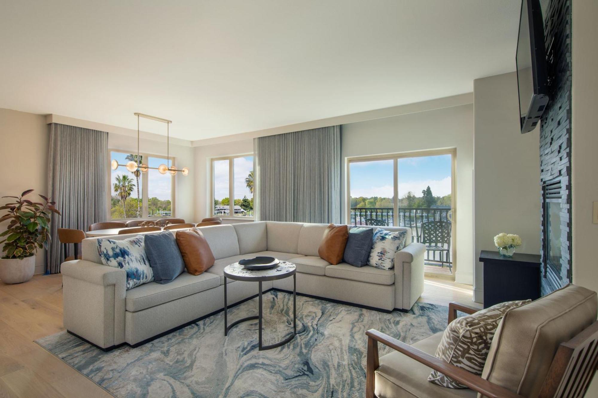 The Westin Riverfront & Hotel Sacramento